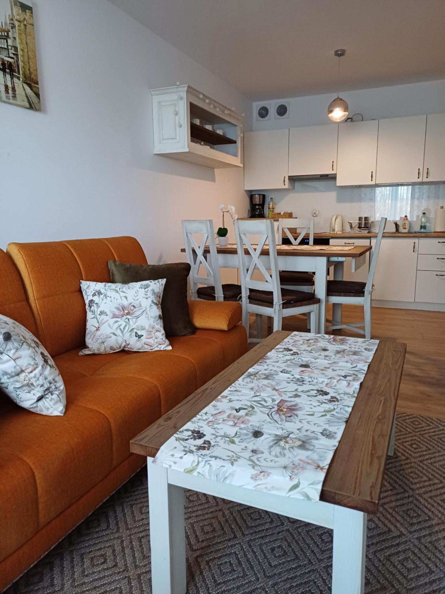 Spring & Summer Apartments Polanki Park كولوبرزيغ المظهر الخارجي الصورة