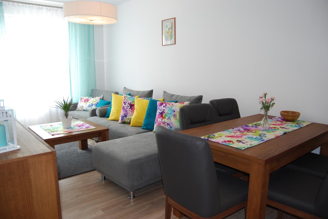 Spring & Summer Apartments Polanki Park كولوبرزيغ المظهر الخارجي الصورة